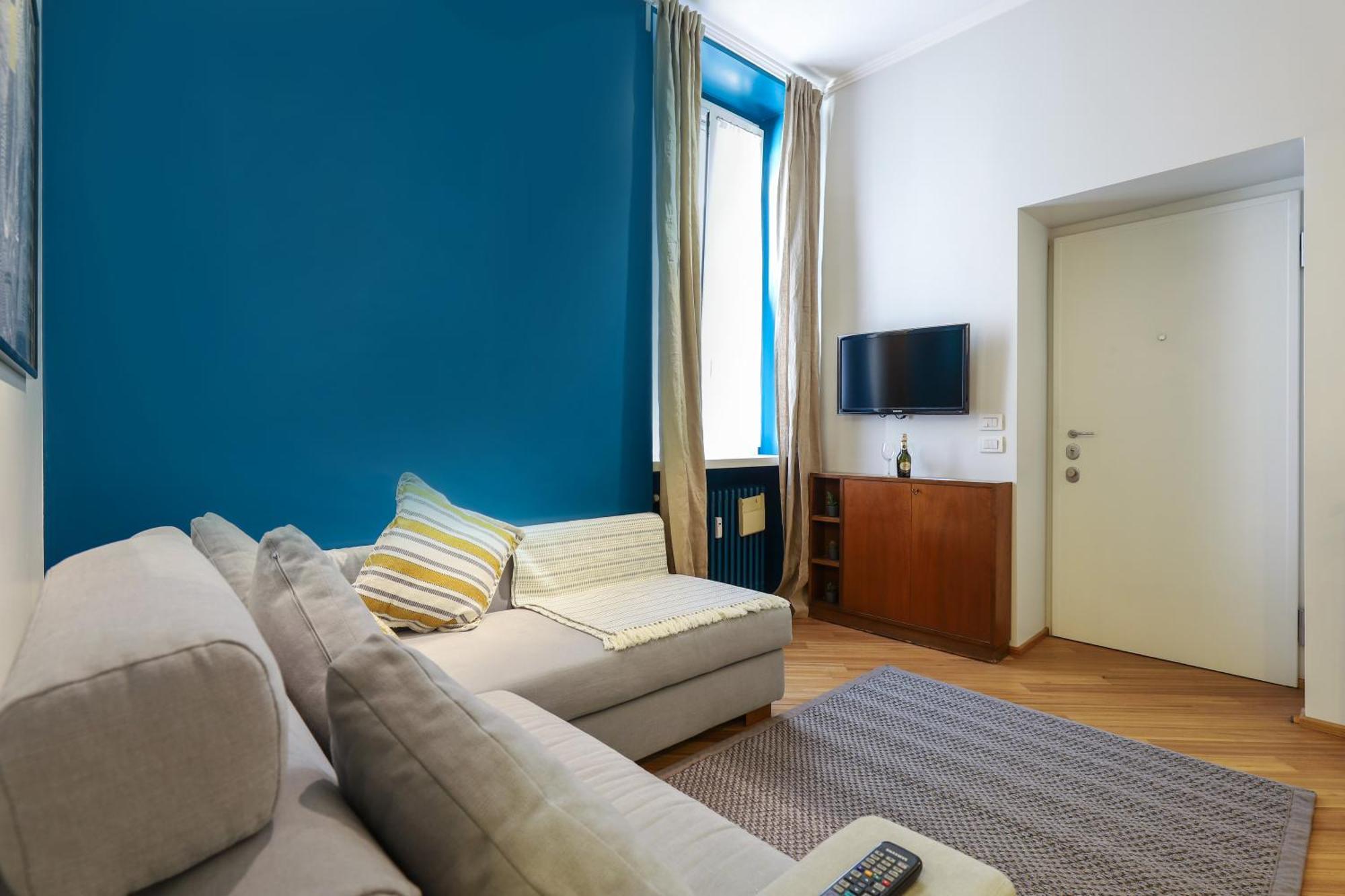Real Jewel In Milano Cadorna Apartment Exterior photo